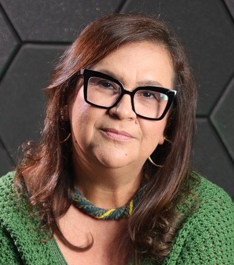 HELENA SILVEIRA