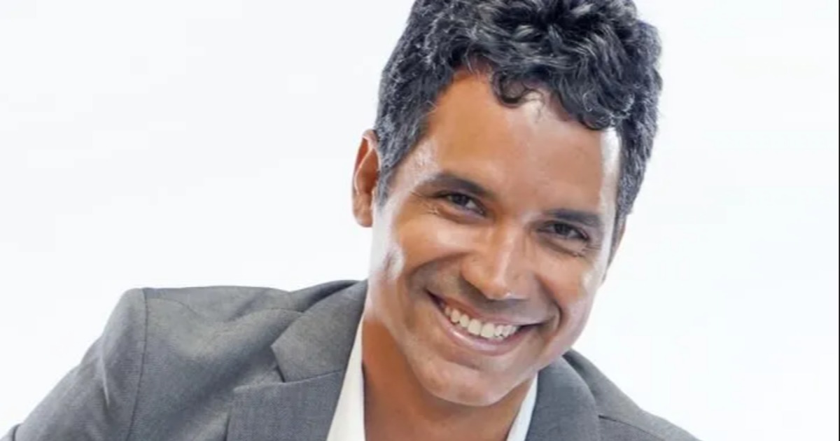 Psiquiatra Lucas Argolo transforma escuta em show em Salvador