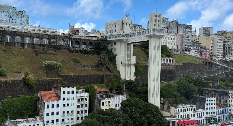 Decolar revela alta do turismo em Salvador, com crescimento  de 74% na demanda por hospedagens no segundo trimestre