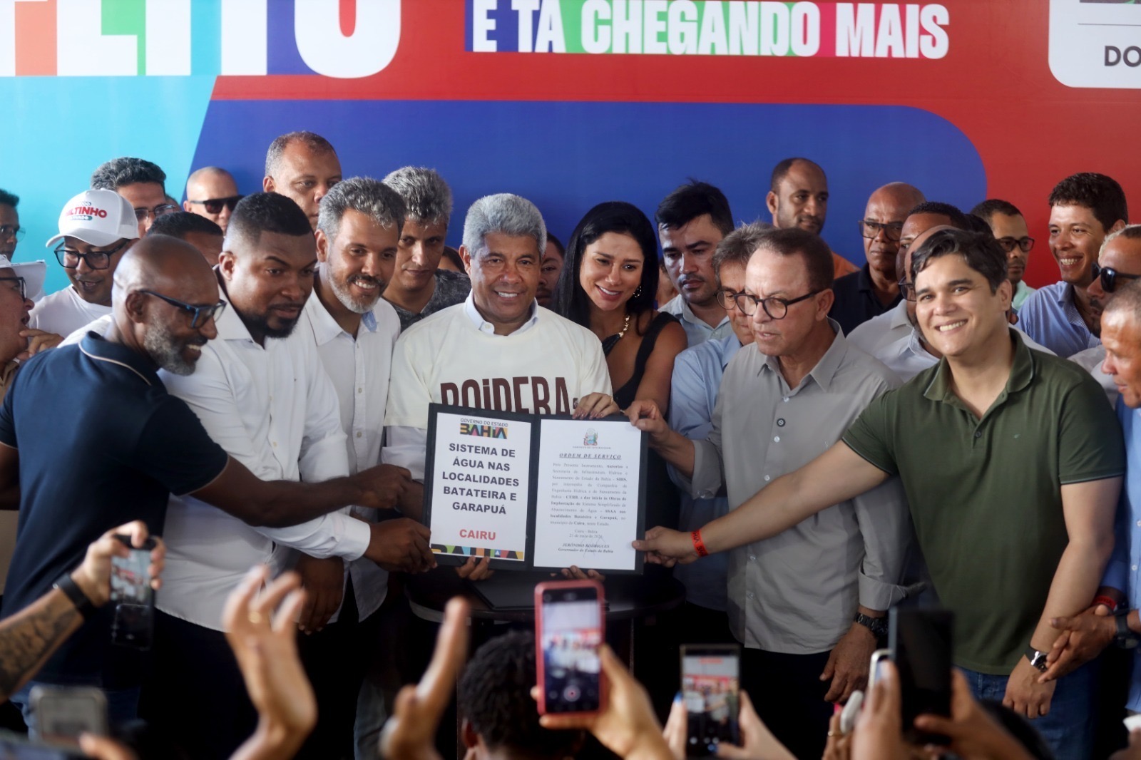 Assinatura da ordem de serviço dá início à pavimentação da estrada de Torrinhas em Cairu
