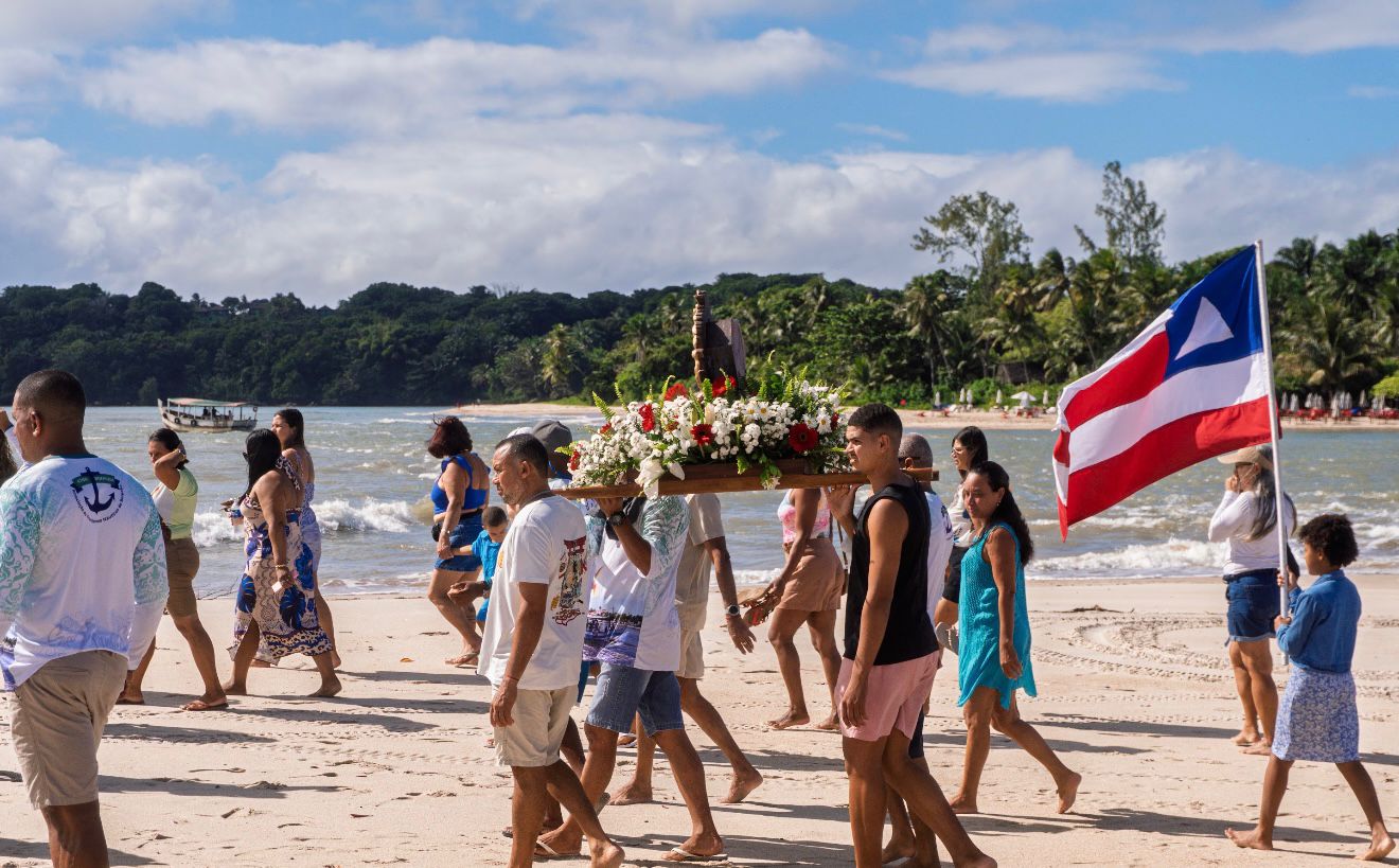 Festa do Divino Espírito Santo e Festa de Boipeba movimentam ilha por dez dias com fé, shows e romaria marítima