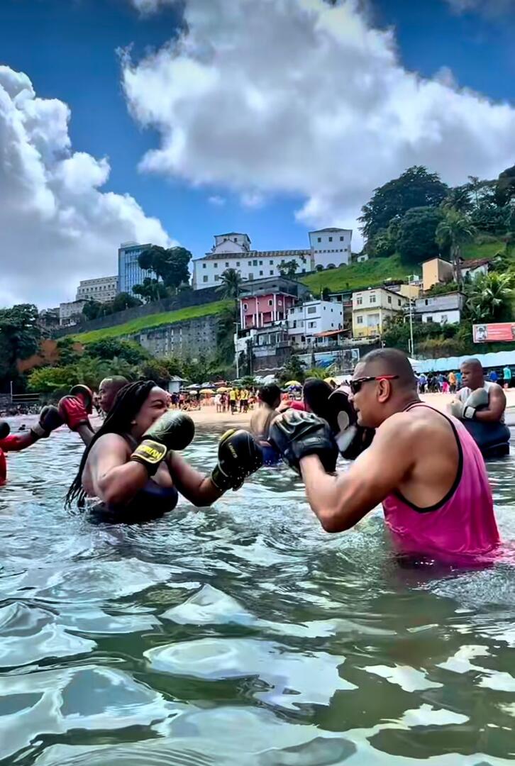 Sucesso de público, desafio de ‘remo e boxe’ em Salvador retorna à Praia da Preguiça no dia 6 de junho; as inscrições estão abertas