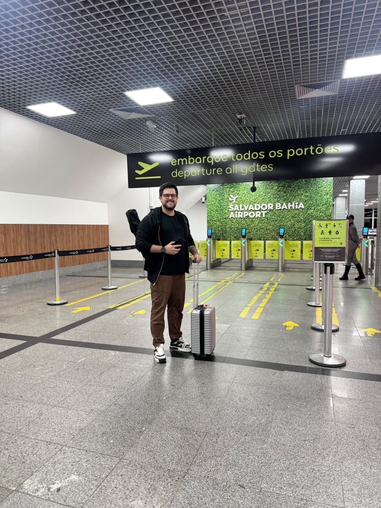  Da Bahia para o mundo: jornalista baiano embarca para cobrir a maior Copa da história