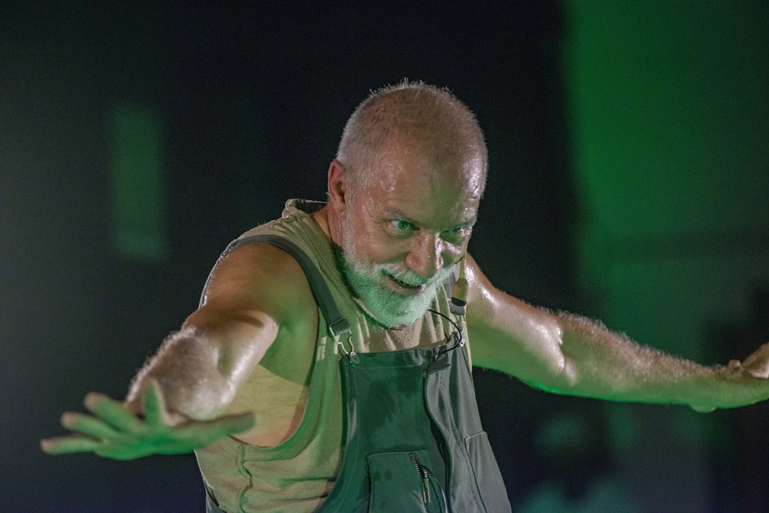 Festival 60+ segue programação com espetáculos e encontros com mestres da cena teatral baiana até 20 de junho