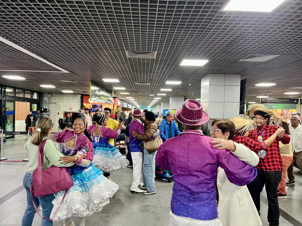 Receptivo junino acolhe os mais de 1,8 milhão de turistas que chegam para o São João da Bahia