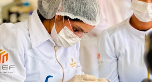 Saúde será uma das áreas que mais crescerá na próxima década: como o envelhecimento da população amplia oportunidades profissionais