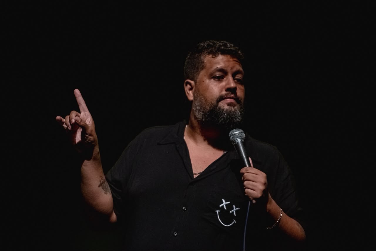 Matheus Buente leva show solo a cinco estados em sequência de apresentações pelo Brasil