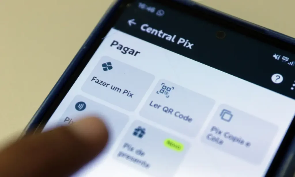 Banco Central estuda conectar Pix a sistemas de outros países