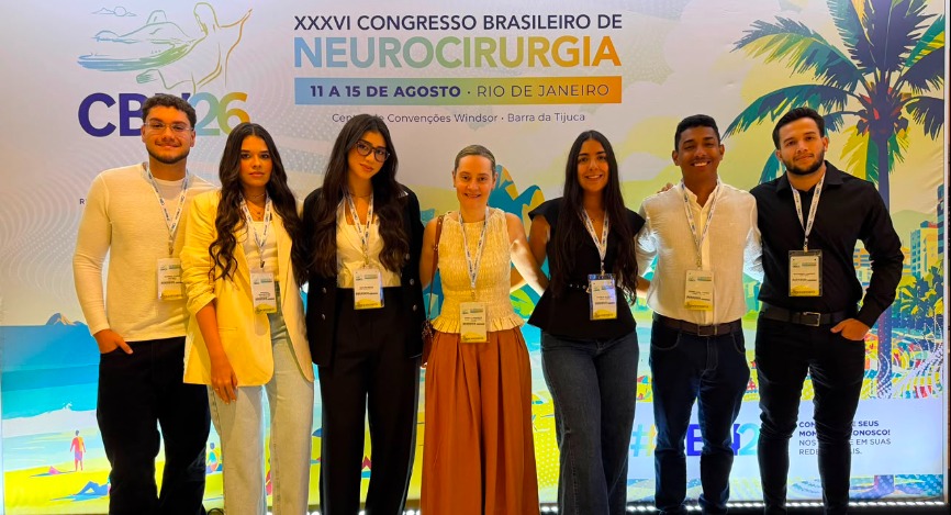 Estudantes de Medicina da UNEF apresentam pesquisa sobre doença rara em Congresso Brasileiro de Neurocirurgia