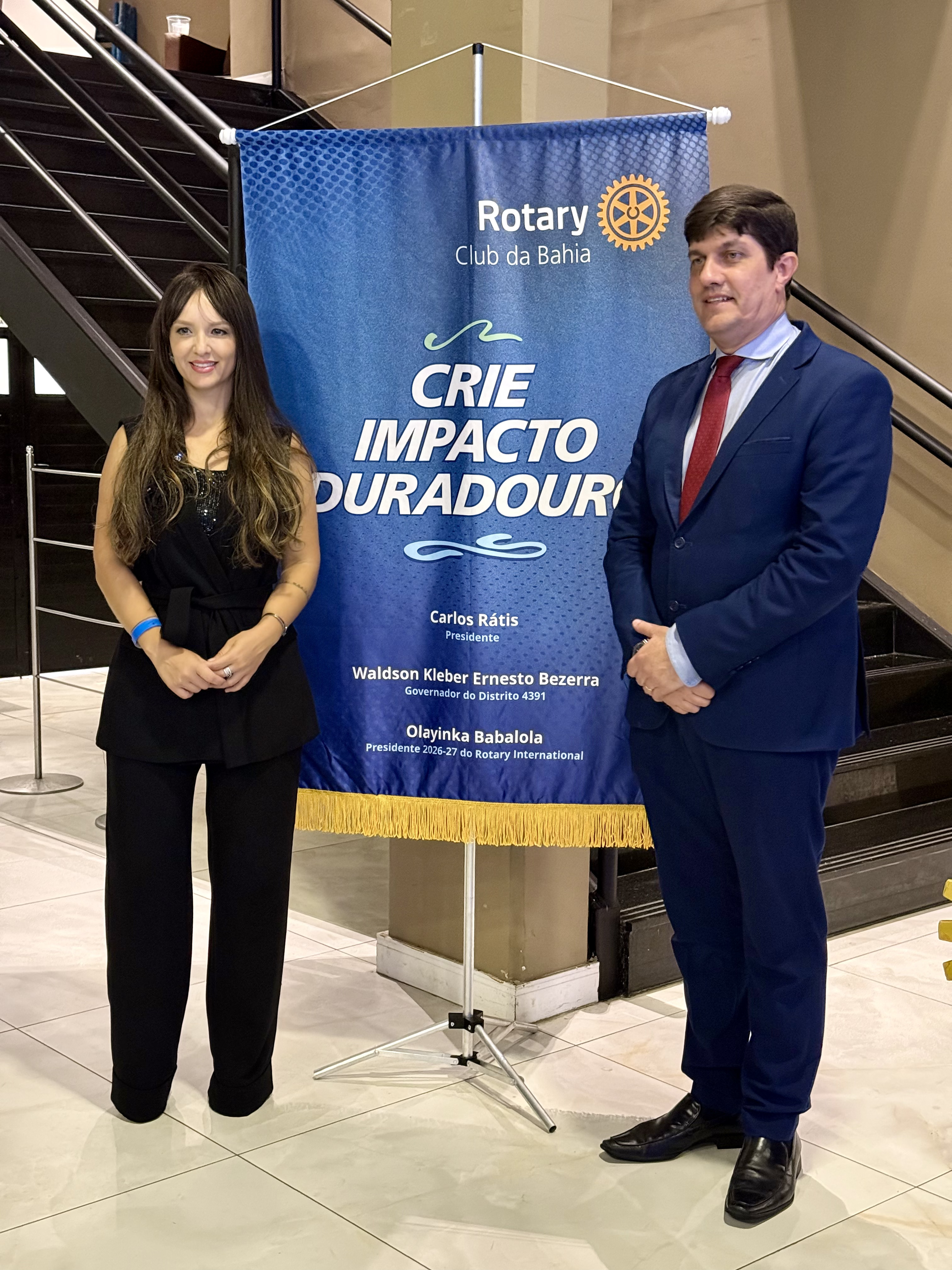 Estresse crônico afeta saúde mental e produtividade, alerta neurocientista em palestra em Salvador