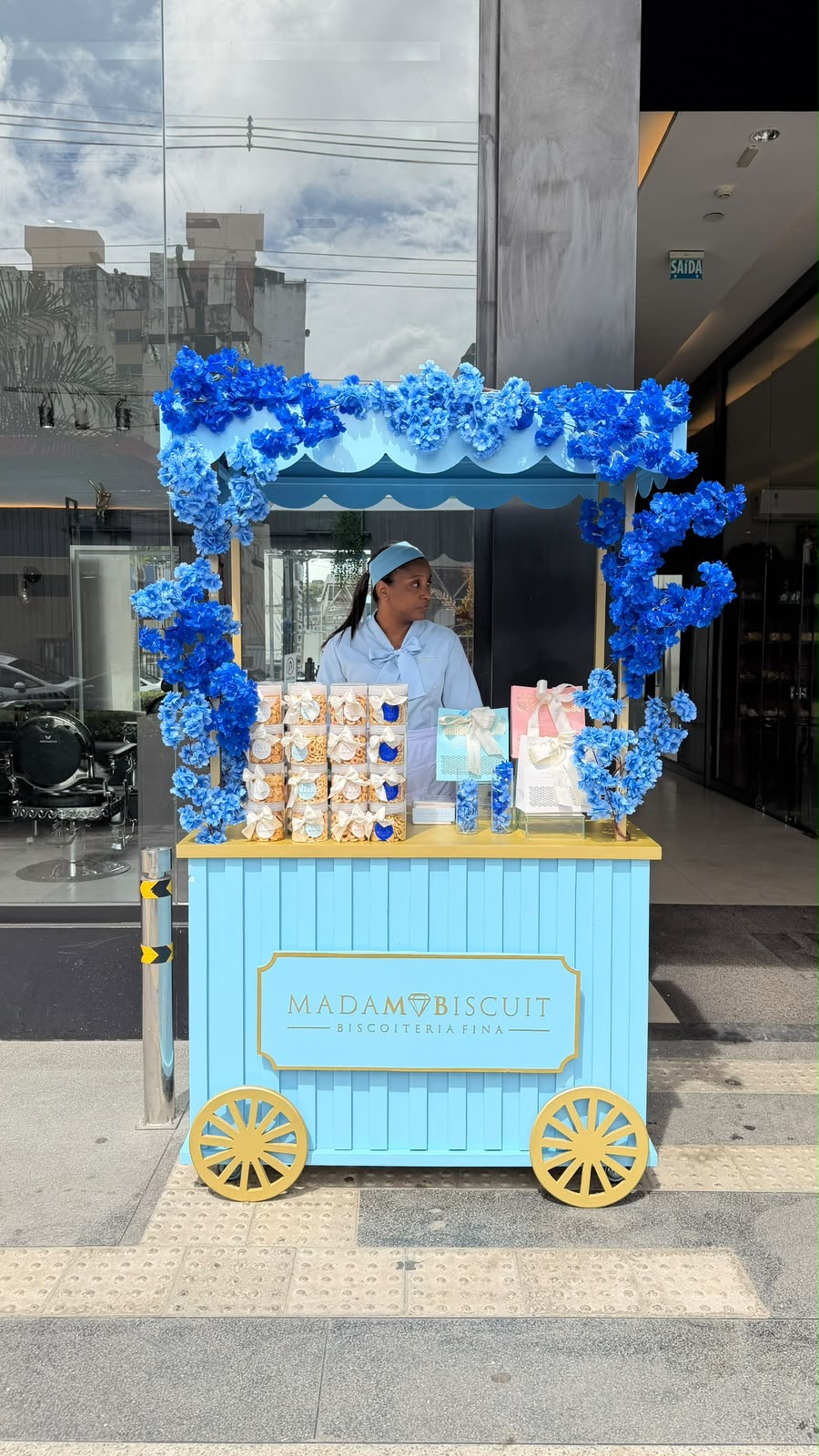Biscoitos finos, luz e automação: conheça as novas lojas do H Mall